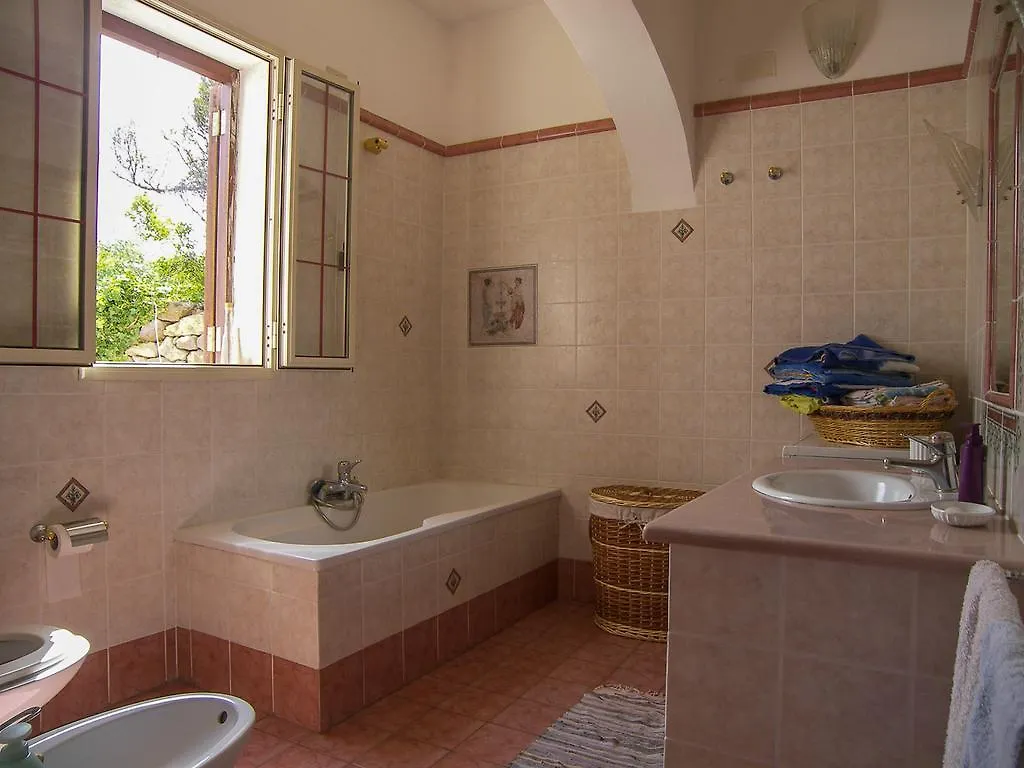 Villette Sul Mare Localita Suvaki San Michele  0*, San Michele (Pantelleria) イタリア